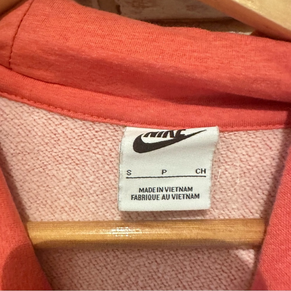 Nike sportswear essential fleece hooded sweatshirt hoodie size small - Picture 3 of 5